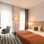 Mercure Am Dom 3* אאכן