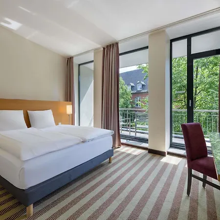 Mercure Am Dom מלון אאכן