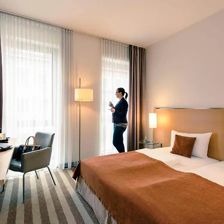 Mercure Am Dom מלון
