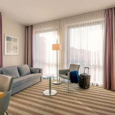 Mercure Am Dom 3*