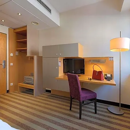Mercure Am Dom 3*
