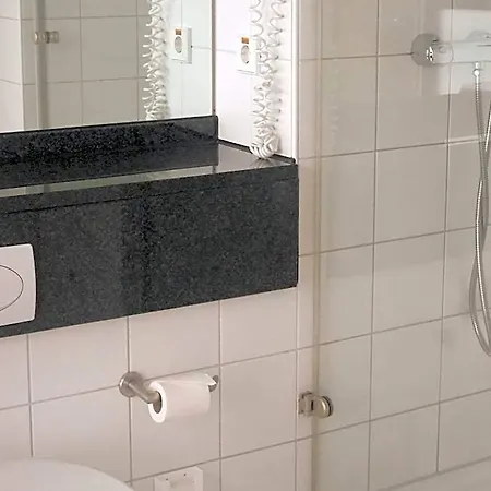 Mercure Am Dom Szálloda 3*