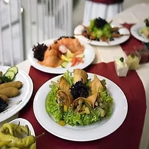 Mercure Am Dom מלון 3*