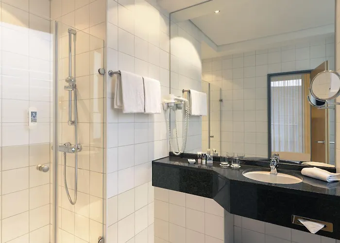 Mercure Am Dom 3*