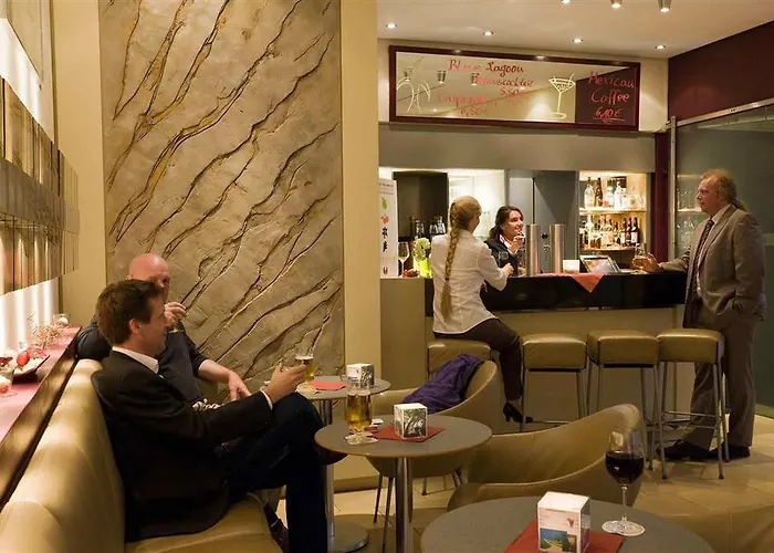 Mercure Am Dom 3*